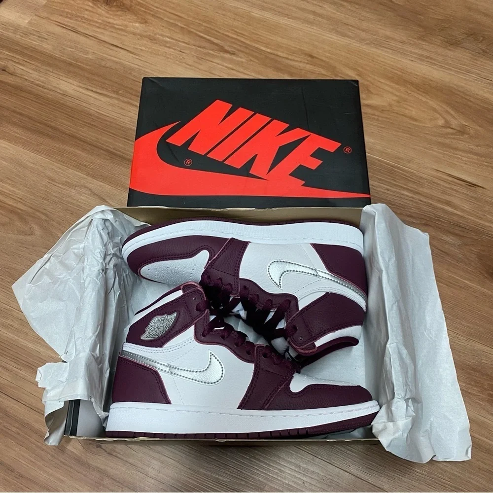 Air Jordan 1 Retro High OG GS "Bordeaux/White/Metallic Silver" Size 6.5 - Picture 6 of 9